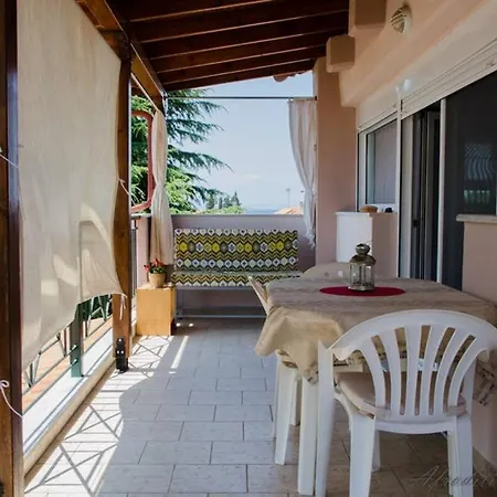 Paressa's House * Nikiti (Sithonia)