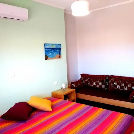 Paressa's House Apartman