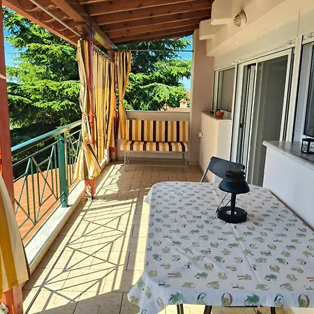 Apartman Paressa's House