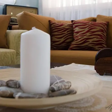 Paressa's House 니키티